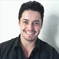 Eduardo Sims